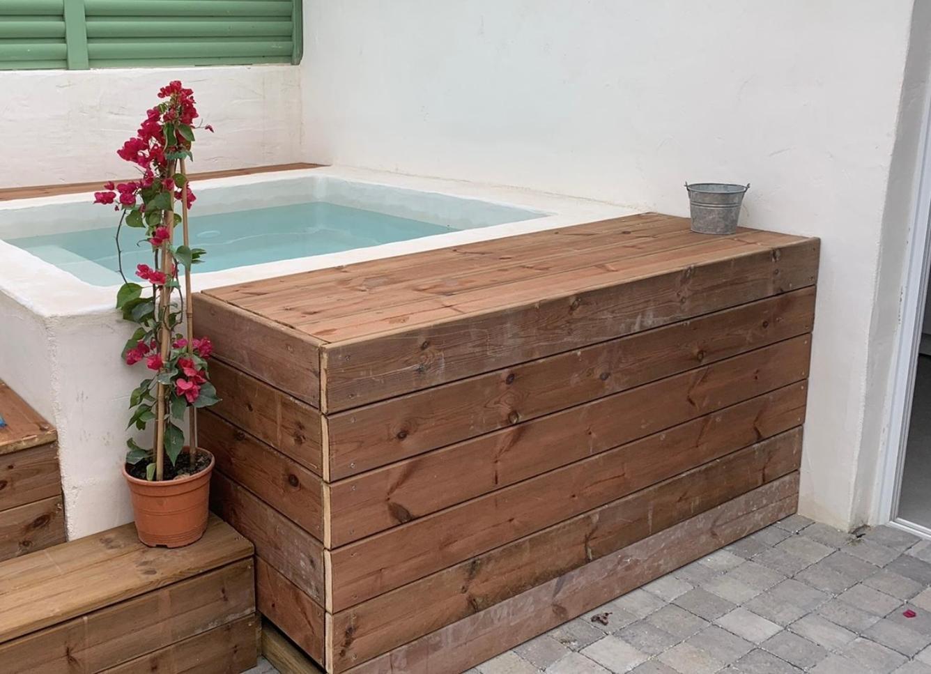 Xenonas Avec Petite Piscine Le Grau-d'Agde